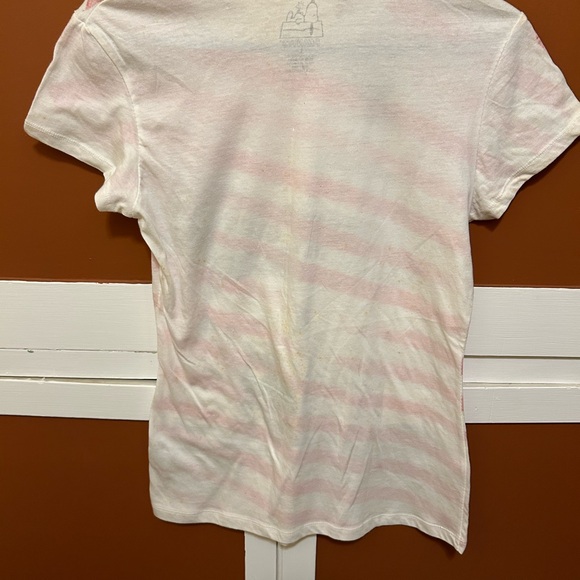 Ladies Large Holiday T-shirt, lightweight, thinner material - Picture 2 of 5